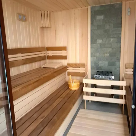Apartment Dnv 30 Warna